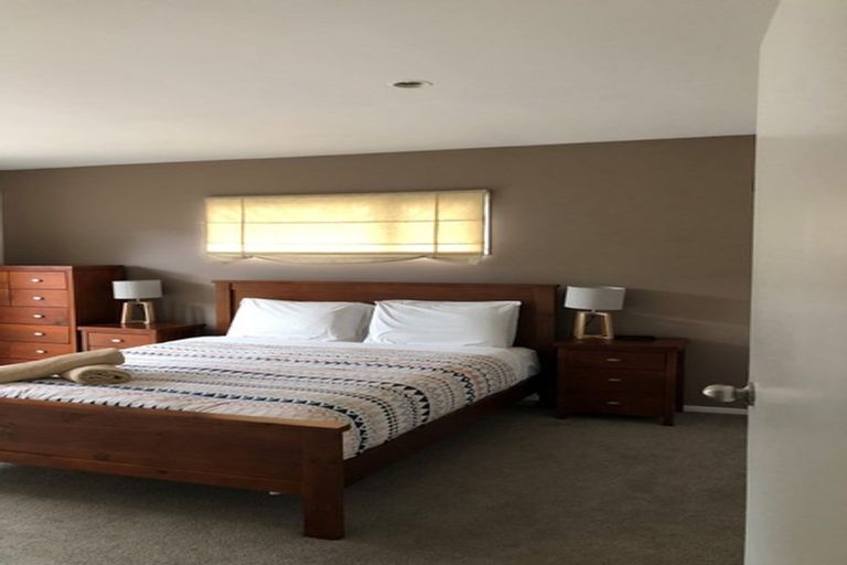 Photo of property in 2/165 Peverel Street, Riccarton, Christchurch, 8041