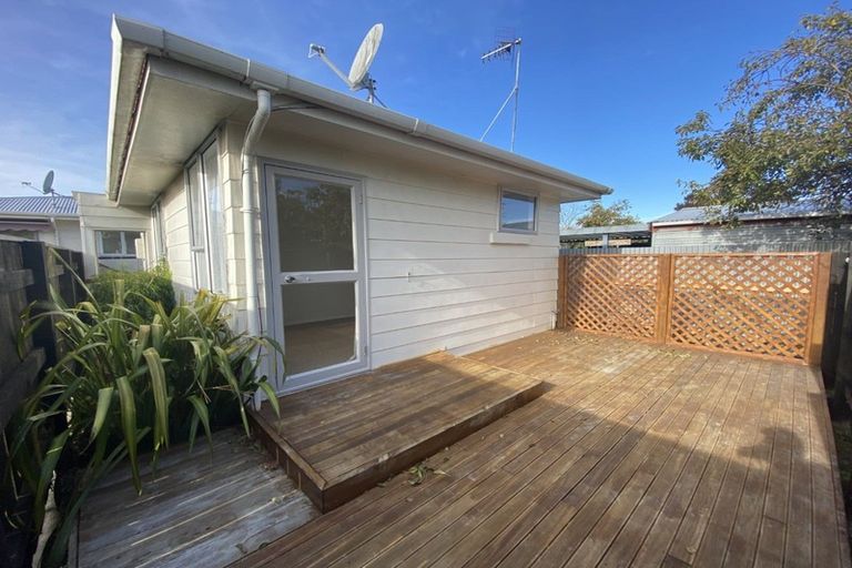 Photo of property in 32 Thomson Street, West End, Palmerston North, 4412