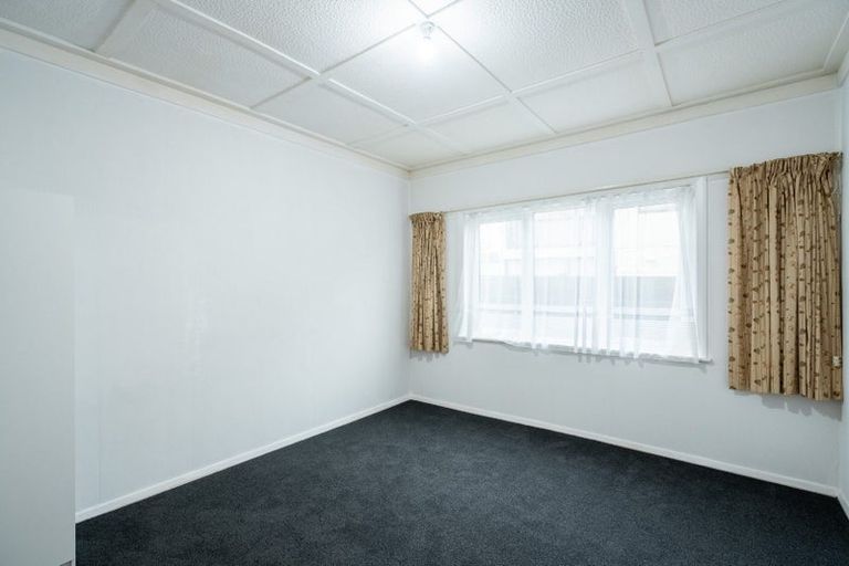 Photo of property in 239 Fitzherbert Avenue, West End, Palmerston North, 4410