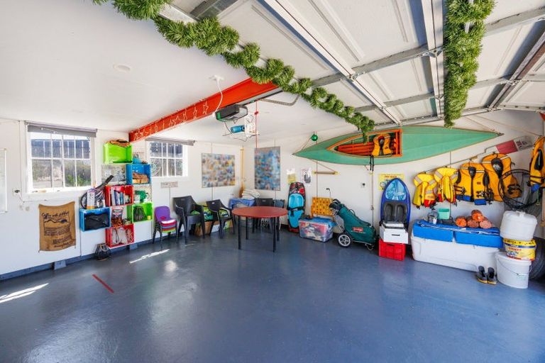 Photo of property in 35 Shortt Street, Foxton Beach, Foxton, 4815