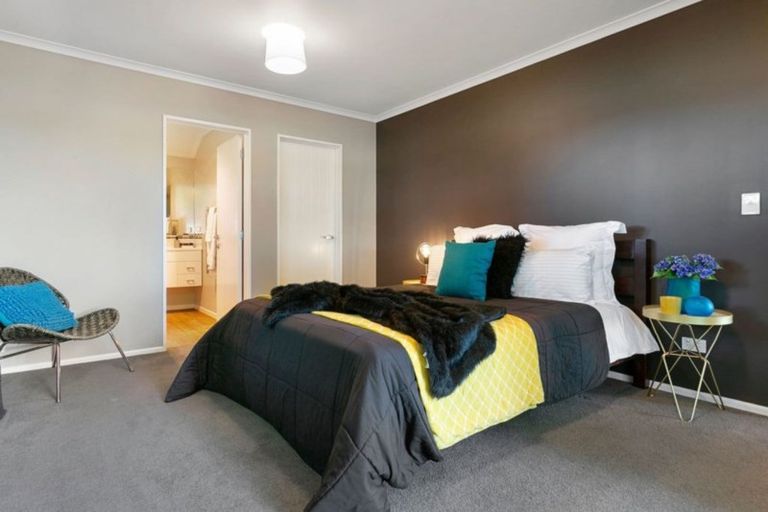 Photo of property in 33d Kelly Road, Cambridge, 3434