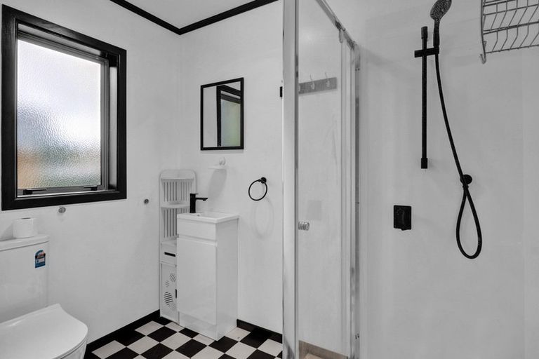 Photo of property in 2 Denby Road, Hawera, 4610