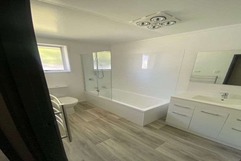 Photo of property in 6 Murdoch Place, Raureka, Hastings, 4120