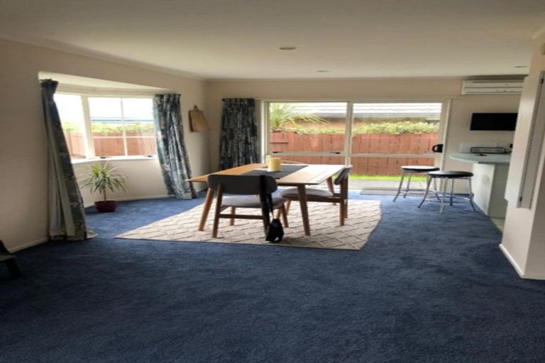 Photo of property in 3b Hemi Street, Waikanae, 5036