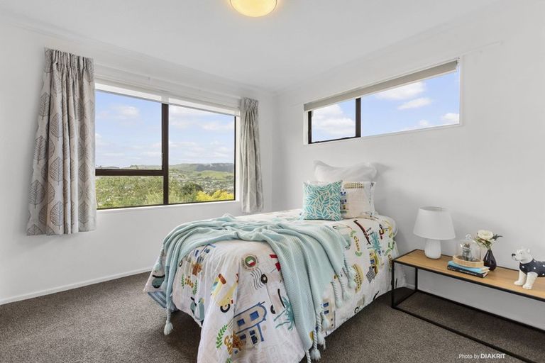 Photo of property in 41 Peterhouse Street, Tawa, Wellington, 5028