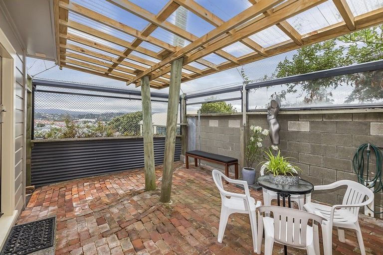 Photo of property in 57 Queens Drive, Lyall Bay, Wellington, 6022