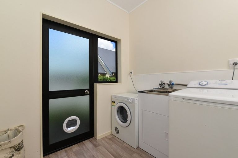 Photo of property in 19 Ashley Street, St Andrews, Hamilton, 3200