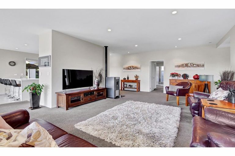 Photo of property in 8 Wisteria Lane, Rangiora, 7400