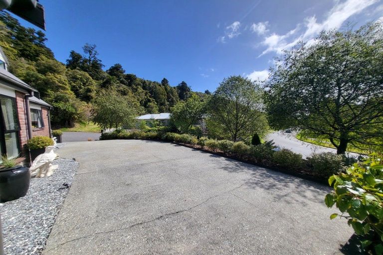 Photo of property in 54 Power Road, Karoro, Greymouth, 7805