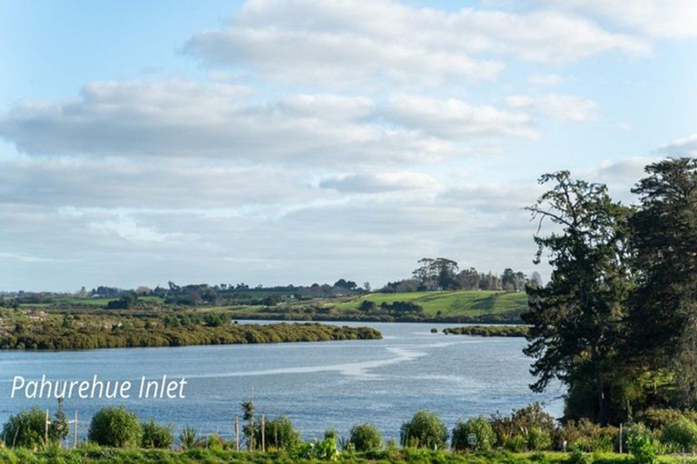 Photo of property in 16 Evergreen Parade, Rosehill, Papakura, 2113