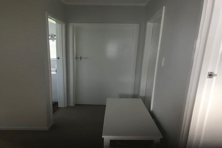 Photo of property in 15 Vandeleur Avenue, Birkdale, Auckland, 0626