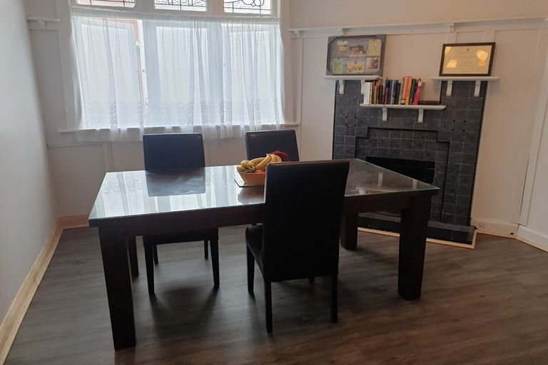 Photo of property in 46 Cambridge Terrace, Waiwhetu, Lower Hutt, 5010