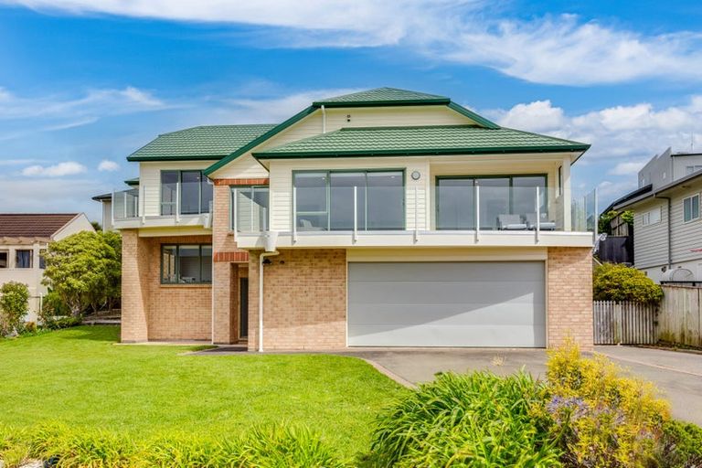 Photo of property in 12 Bowsprit Way, Whitby, Porirua, 5024