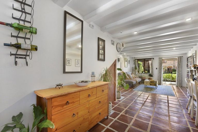 Photo of property in Village Green Cottages, 9/10 Quiet Woman Way, Monaco, Nelson, 7011