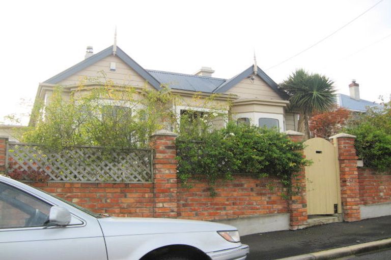 Photo of property in 9 Farquharson Street, Opoho, Dunedin, 9010