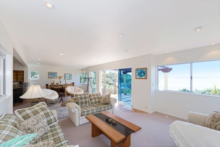 Photo of property in 65 Duncansby Road, Stanmore Bay, Whangaparaoa, 0932