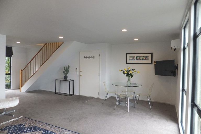 Photo of property in 3/69 Carlton Mill Road, Merivale, Christchurch, 8014