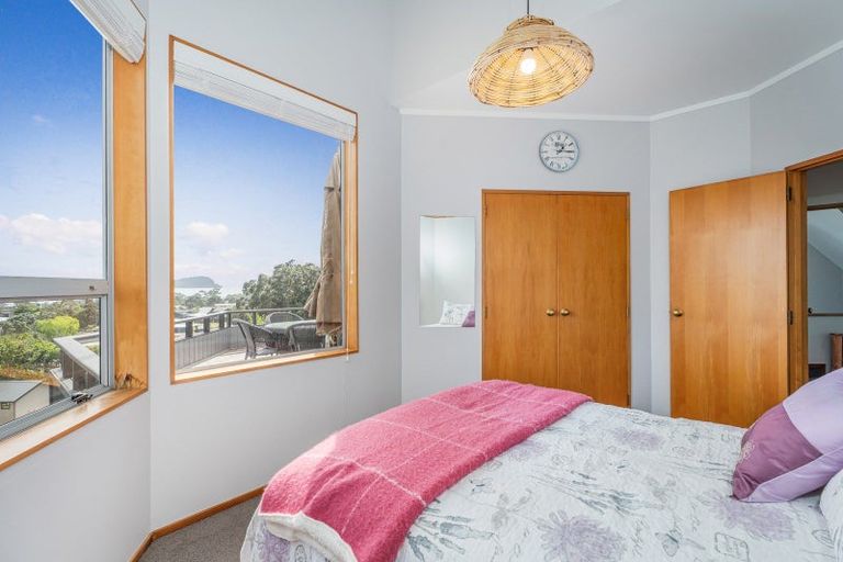 Photo of property in 41 Mount Avenue, Pauanui, Hikuai, 3579