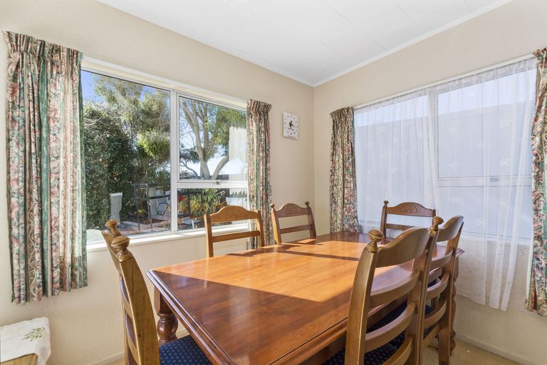 Photo of property in 61 Sherwood Street, Bellevue, Tauranga, 3110