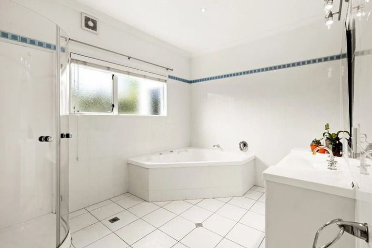 Photo of property in 130 Margaret Avenue, Havelock North, 4130