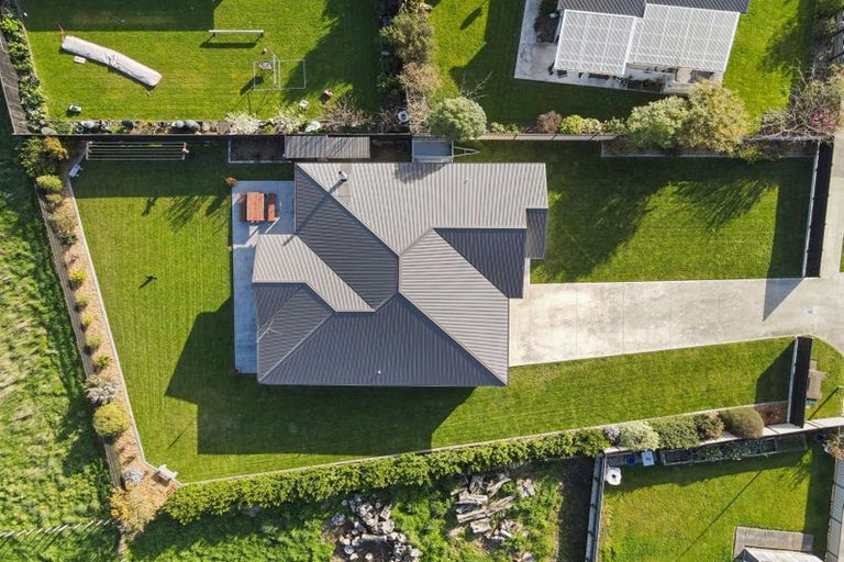 Photo of property in 3 George Street, Bulls, 4818