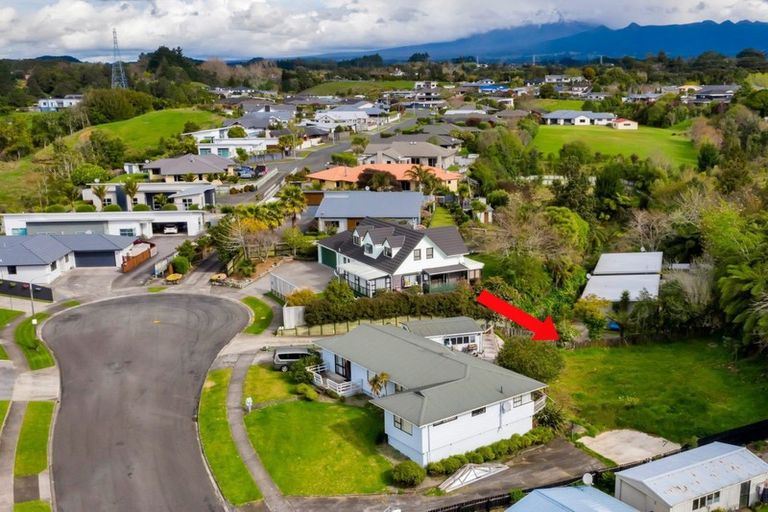 Photo of property in 10a Winstone Place, Highlands Park, New Plymouth, 4312