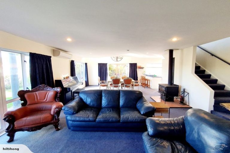 Photo of property in 2/40 Grimseys Road, Redwood, Christchurch, 8051