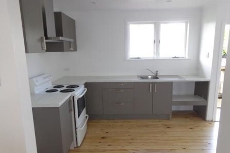 Photo of property in 1/42 Lincoln Road, Henderson, Auckland, 0610