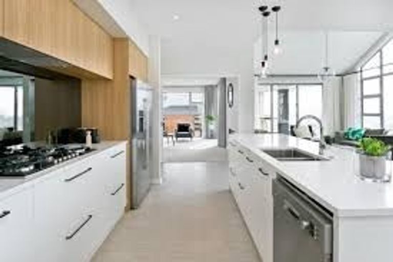 Photo of property in 2 Colonial Drive, Silverdale, 0932