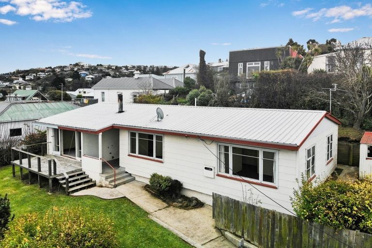 Photo of property in 2 Walter Street, The Glen, Dunedin, 9011