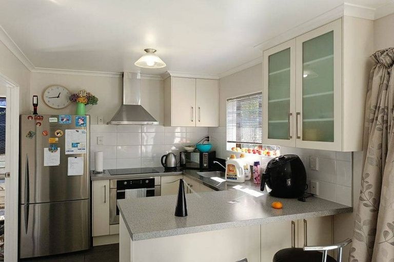 Photo of property in 1/6 Don Street, Papakura, 2110