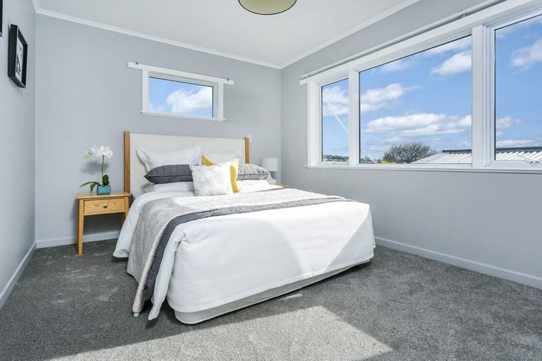 Photo of property in 1/1 Anne Road, Hillcrest, Auckland, 0627
