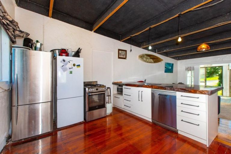 Photo of property in 26 Uenuku Avenue, Raglan, 3225