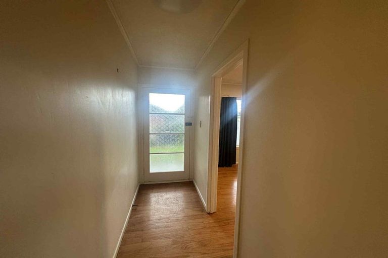 Photo of property in 210 Lake Road, Northcote, Auckland, 0627