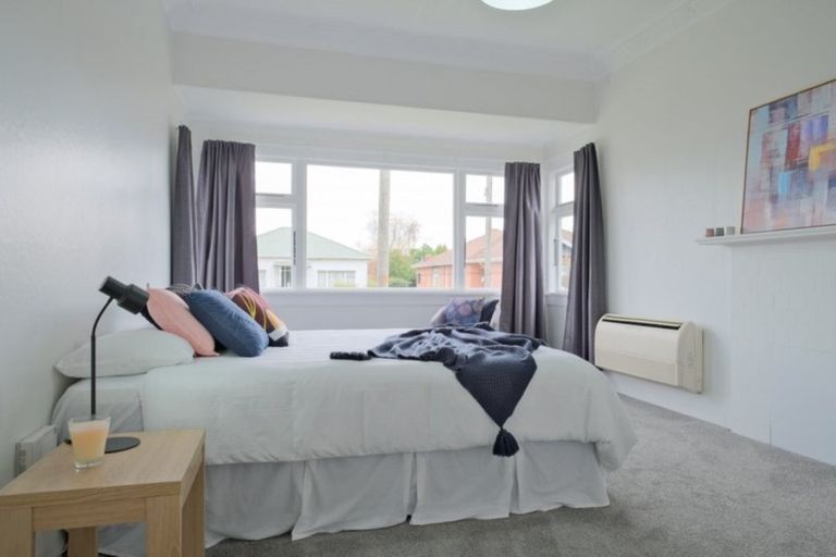 Photo of property in 124 Fitzroy Street, Forbury, Dunedin, 9012