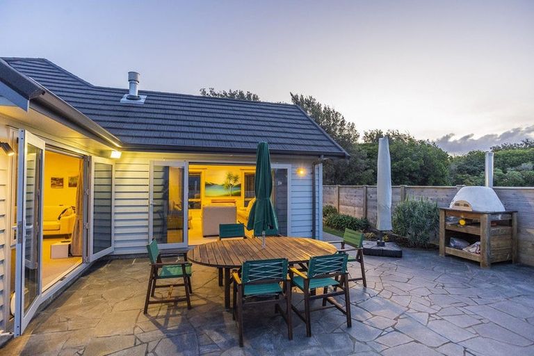 Photo of property in 13 Morepork Drive, Waikanae, 5036