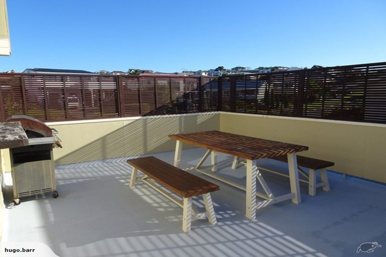 Photo of property in 12 Hinemoa Place, Snells Beach, 0920