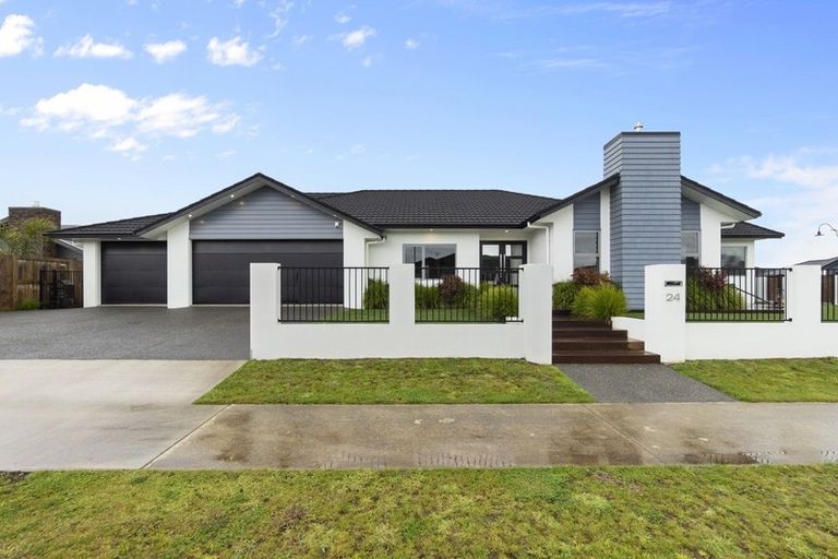 Photo of property in 24 Batten Drive, Flagstaff, Hamilton, 3210