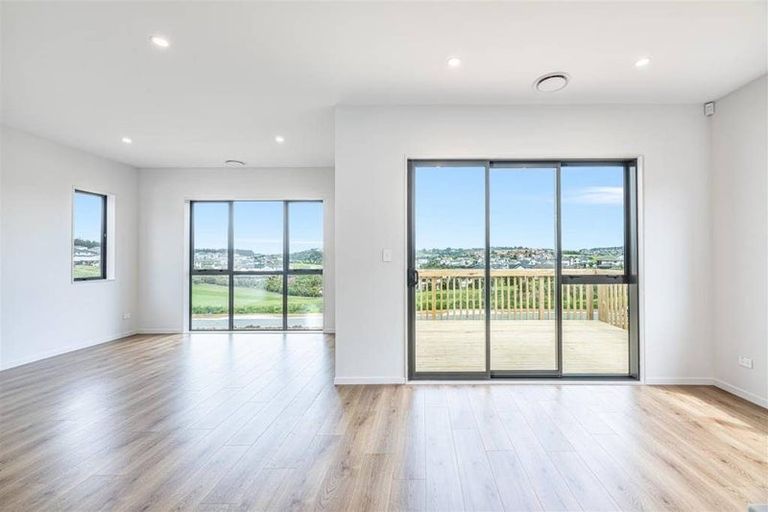 Photo of property in 16 Ta Moko Drive, Gulf Harbour, Whangaparaoa, 0930