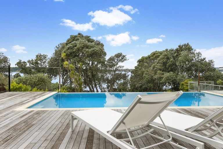 Photo of property in 337 Riddell Road, Glendowie, Auckland, 1071