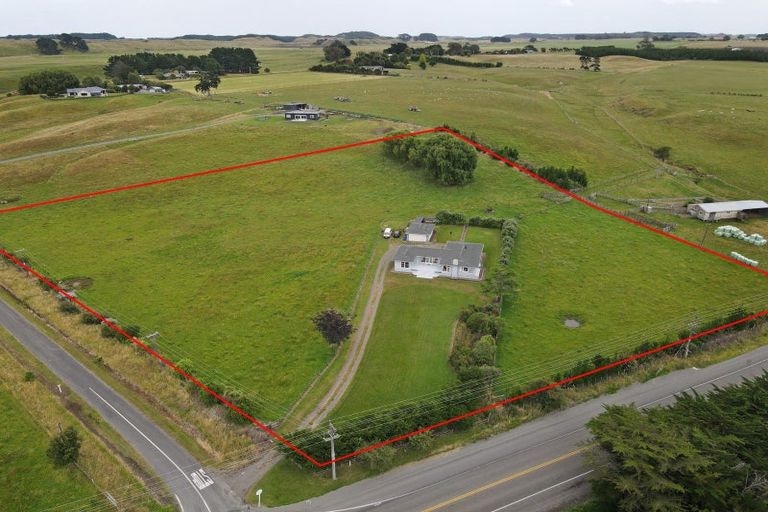 Photo of property in 2 Viles Road, Bulls, 4894