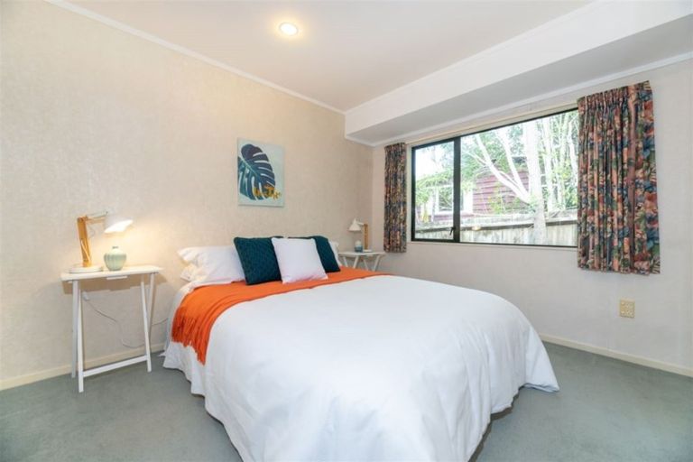 Photo of property in 72 Konini Road, Titirangi, Auckland, 0604
