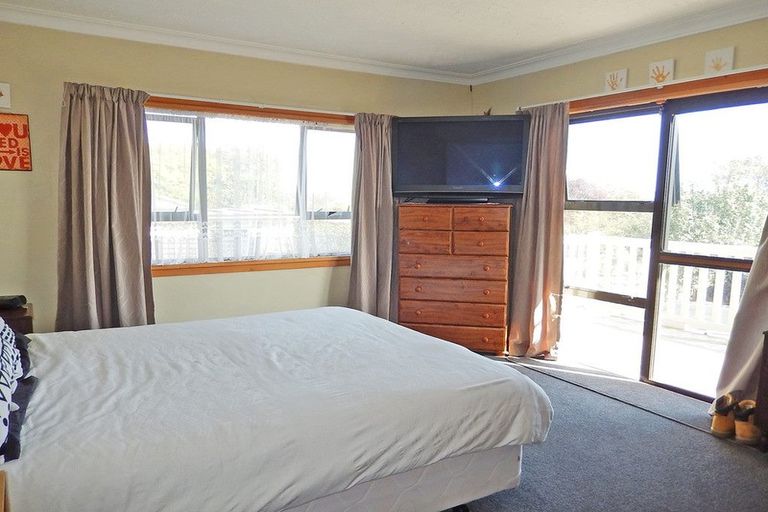 Photo of property in 9 Selwyn Street, South Hill, Oamaru, 9400