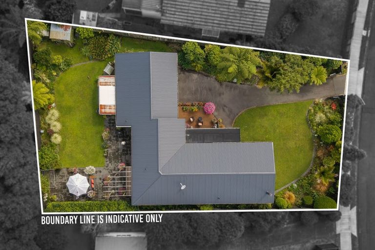 Photo of property in 6 Leybourne Avenue, Waikanae, 5036