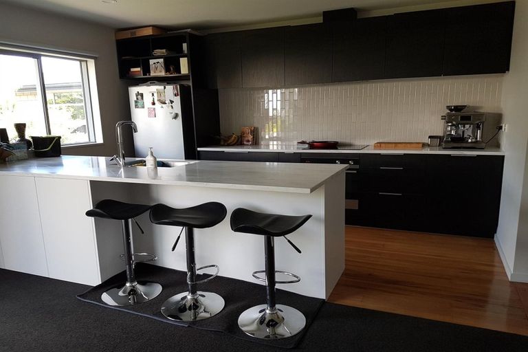 Photo of property in 2/32a Gleneagles Terrace, Ilam, Christchurch, 8053