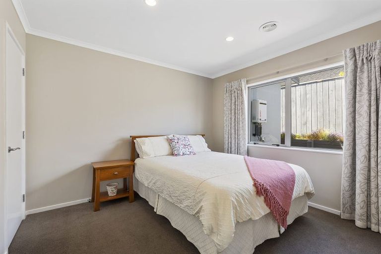Photo of property in 30 Sumner Terrace, Aotea, Porirua, 5024