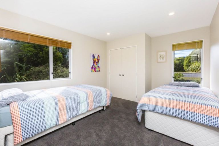 Photo of property in 83 Mount Marua Way, Timberlea, Upper Hutt, 5018