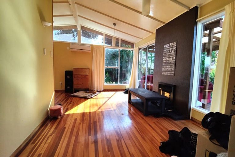 Photo of property in 8 Archmillen Avenue, Pakuranga Heights, Auckland, 2010