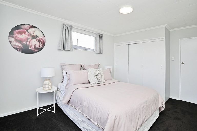 Photo of property in 22 Enniskillen Street, Clifton, Invercargill, 9812