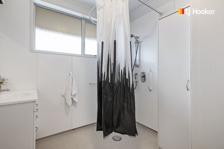 Photo of property in 14d Wesley Street, South Dunedin, Dunedin, 9012